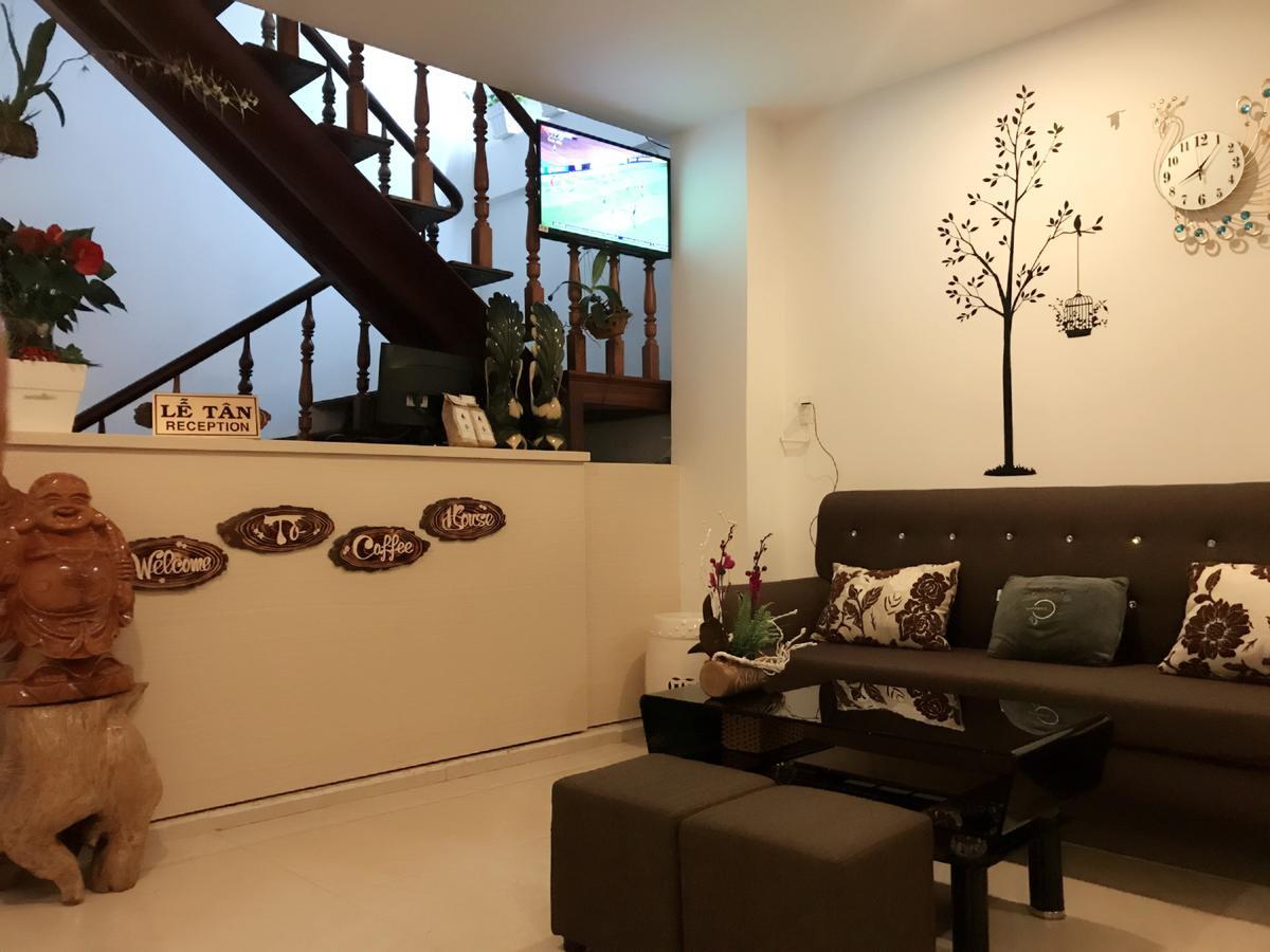 Отель Coffee House Dalat Экстерьер фото